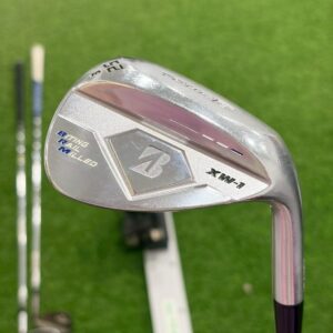 Wedge Bridgestone Tour B XW-1 Loft 52/8