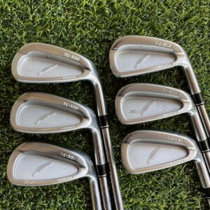มีเหล็ก 5,6,7,8,9,P รวม 6 ชิ้น ก้านเหล็ก Dynamic Gold s200 Flex S