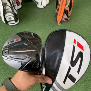 Driver Titleist TSi2  (มี Cover) Loft 10.5 ก้านกราไฟต์  หนัก 50g Flex S