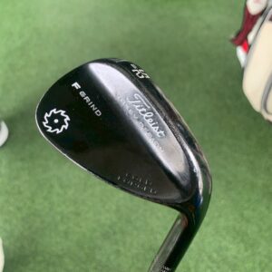 Wedge Titleist Vokey Design F Grind Loft 52/10 ก้านเหล็ก Dynamic gold S200