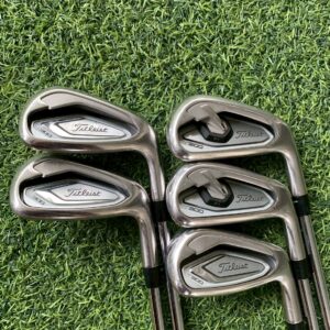 ชุดเหล็ก Titleist T300 มีเหล็ก 6,7,8,9,P รวม 5 ชิ้น ก้านเหล็ก N.S.PRO Zelos 7 Flex-S