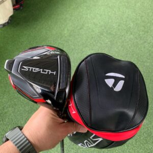 Driver TaylorMade Stealth (มี Cover) Loft 9.0  ยาว 45 นิ้ว ก้านกราไฟต์ Speeder 569 Evolution IV Flex-S